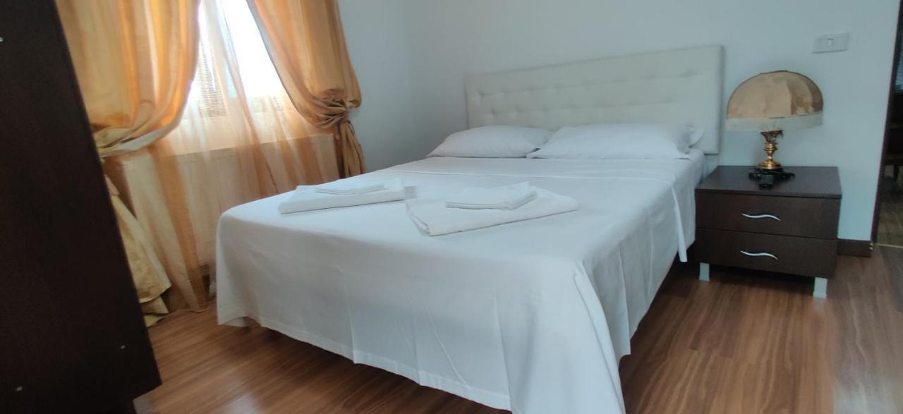 Vila Deal Săcele Eksteriør bilde