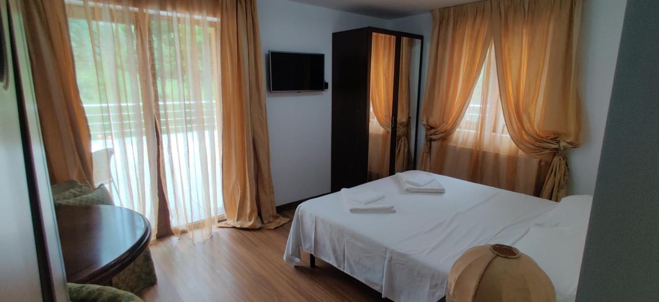 Vila Deal Săcele Eksteriør bilde