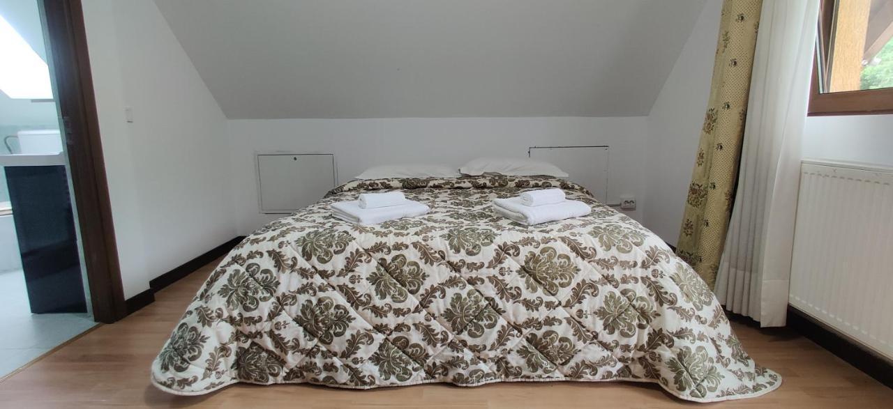 Vila Deal Săcele Eksteriør bilde